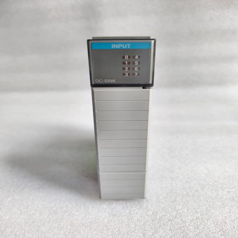 Allen-Bradley 1746-OB16 SLC 500 16-Point 24V DC Source Output Module thumbnail 7101